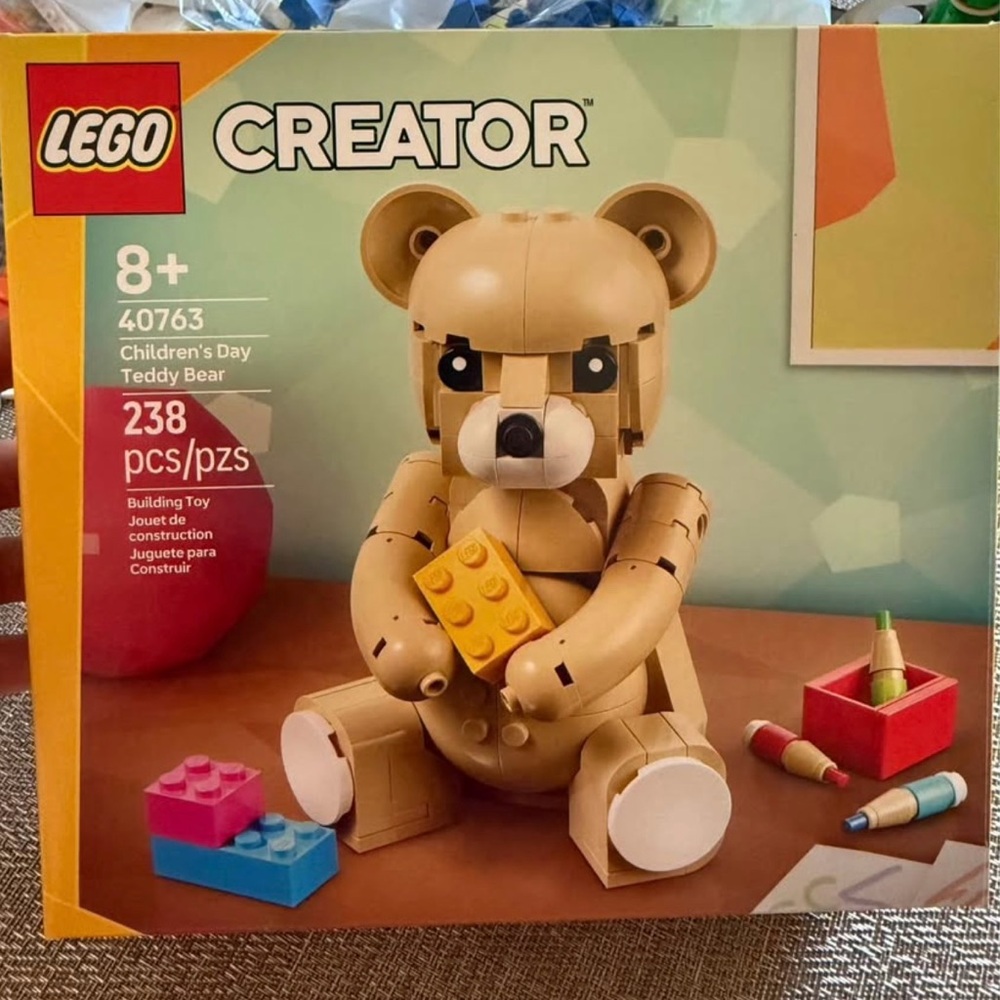 LEGO Creator Tan Teddy Bear with Yellow Block Set